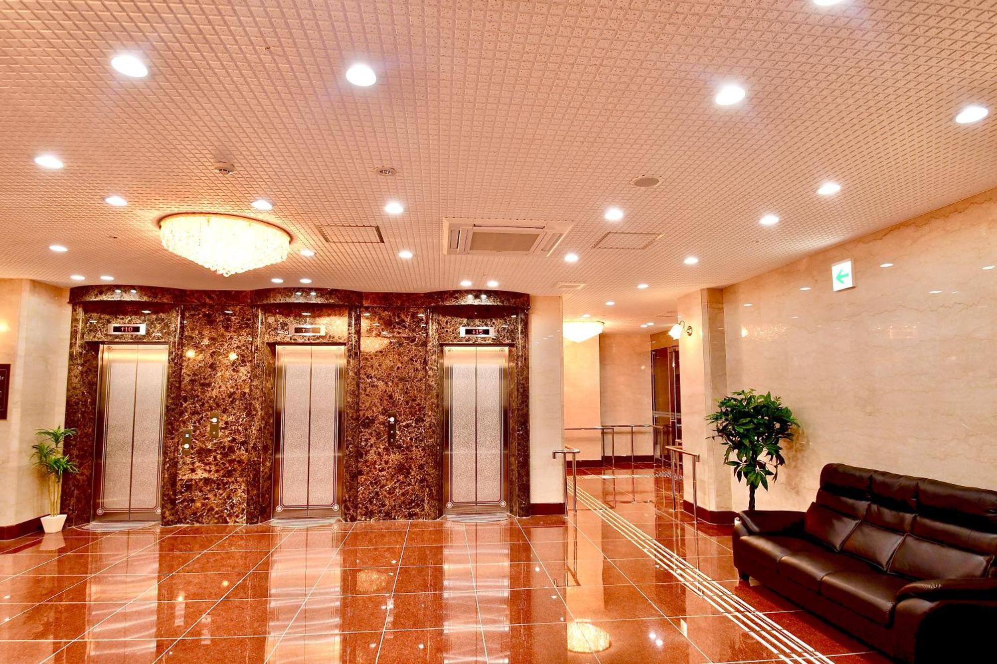 Himeji Ekimae Universal Hotel Minamiguchi Dış mekan fotoğraf