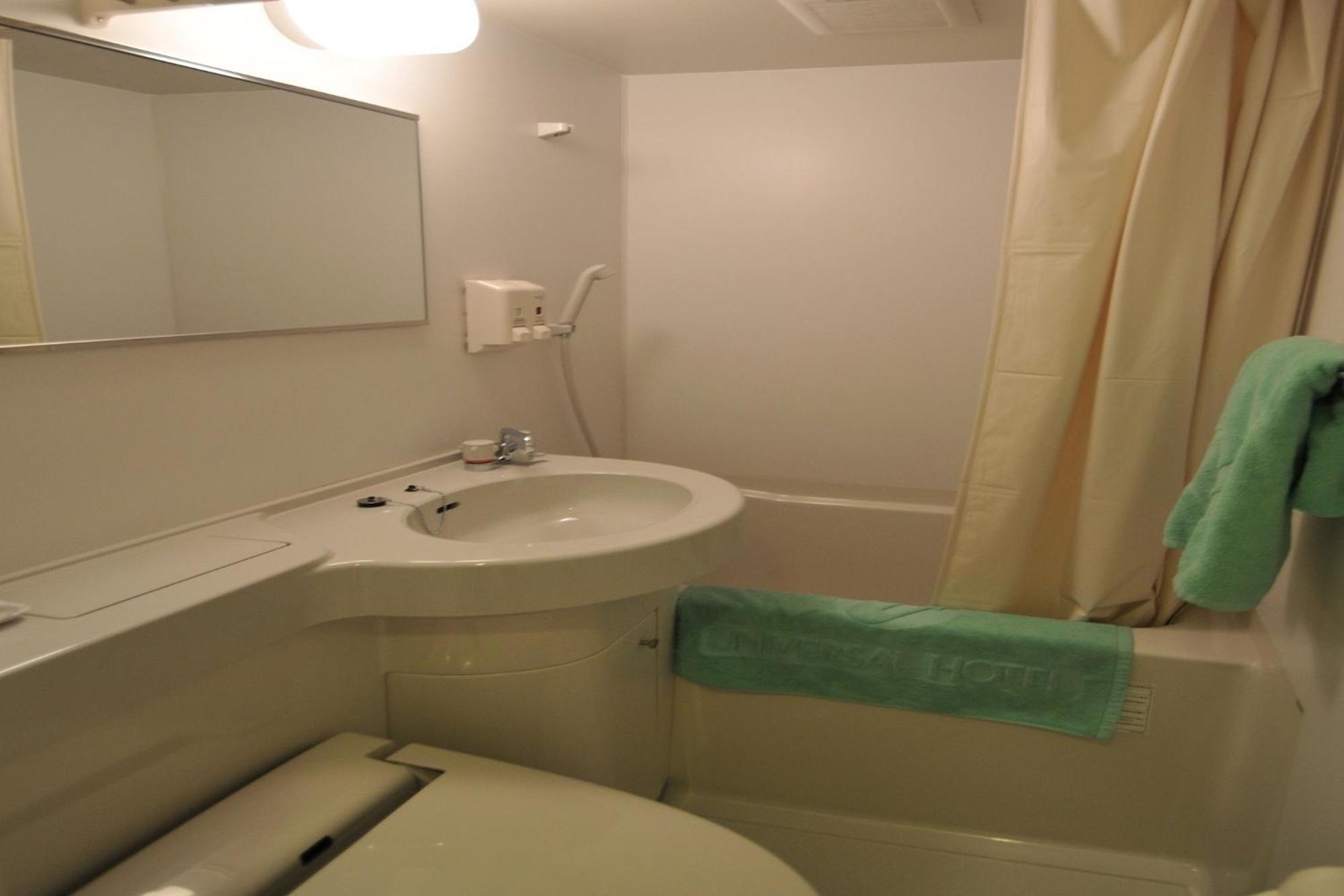 Himeji Ekimae Universal Hotel Minamiguchi Dış mekan fotoğraf